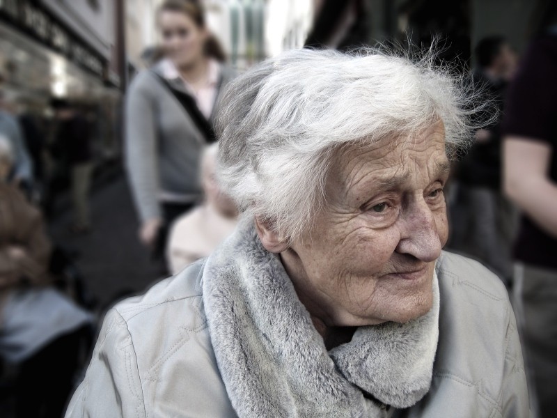 vieille femme (photo libre de droits)