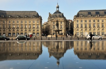 Le miroir d'eau place de la Bourse à Bordeaux